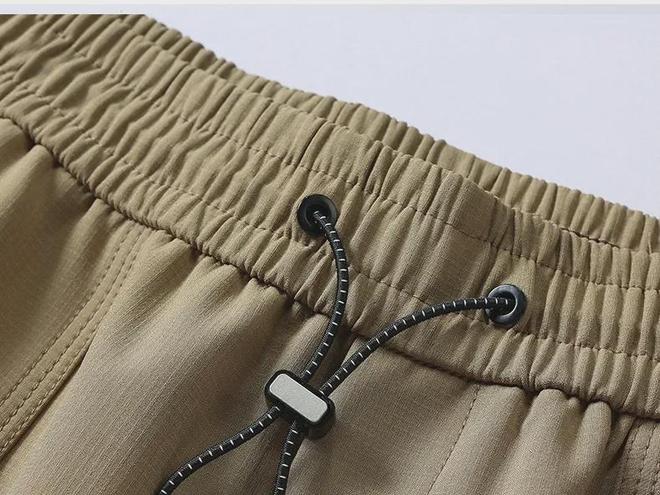 春季户外必备！硬核七防冲锋裤防风、防水、防刮蹭！男女同款巨显瘦！(图10)
