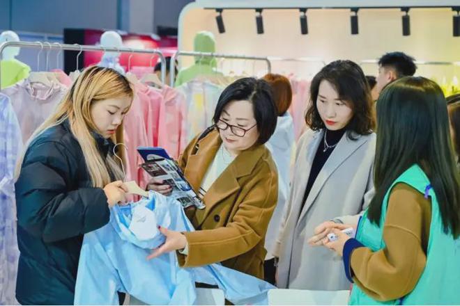 中纺会│纺织资讯│卖爆了！这类面料成“香饽饽”订单排至6月(图2)