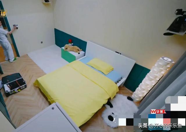 快乐老友记第二季0713哥哥们家具选择看他们各自的品味和个性(图7)