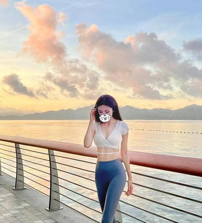 自信爆棚！展现完美身材你会为自己自豪而骄傲！(图4)