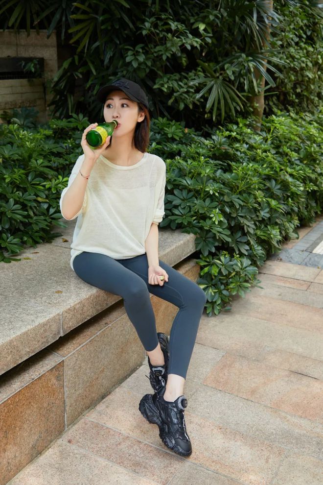 上新穿上这些好看的健身服我又有动力健身了！(图2)