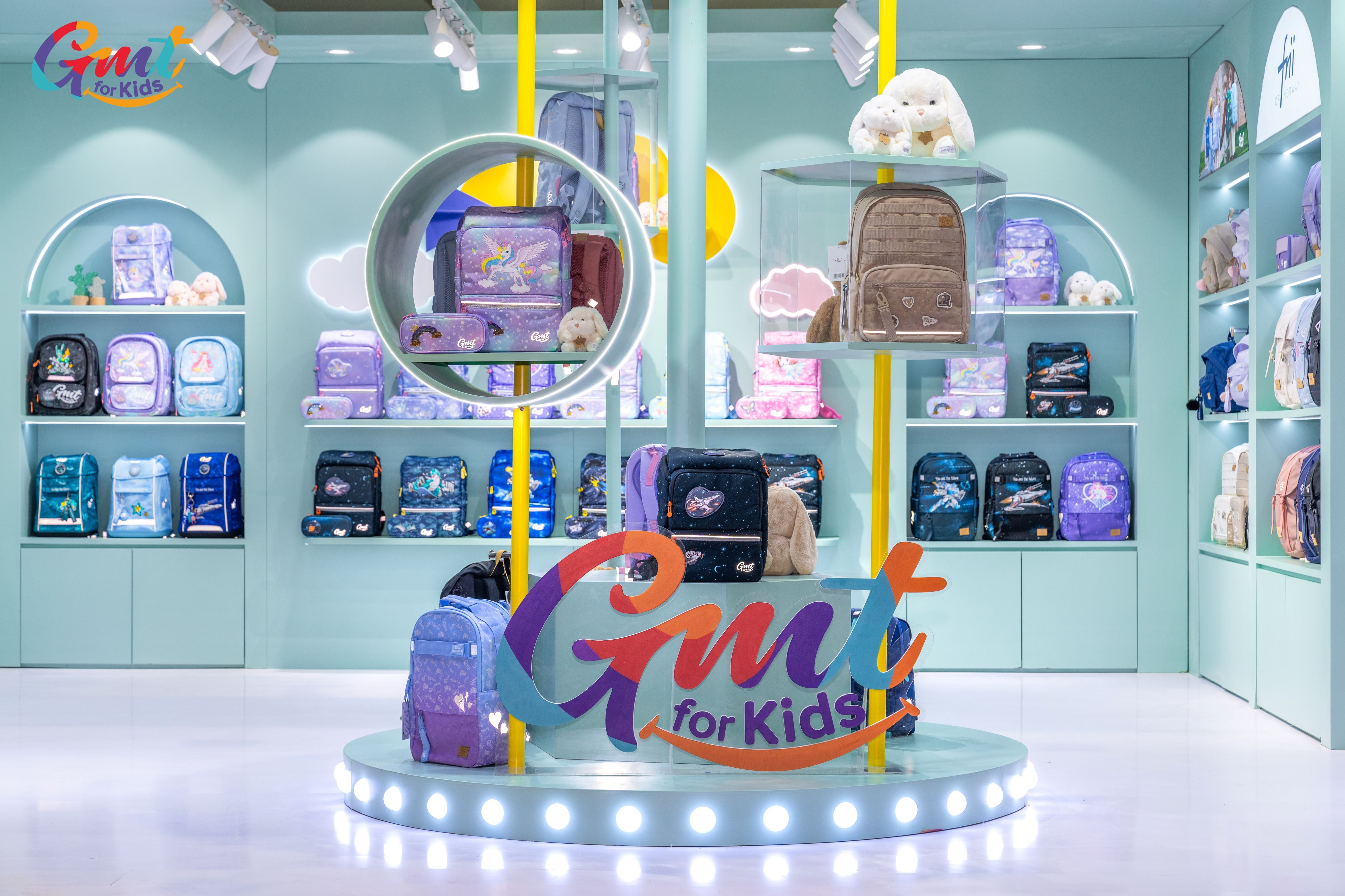 GMTforKids亮相2024上海CBME持续领跑高端儿童护脊书包市场！(图1)