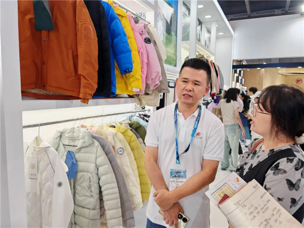 功能绿色唱“主角”国风中式添“新意”长丝织物新品迭出(图2)