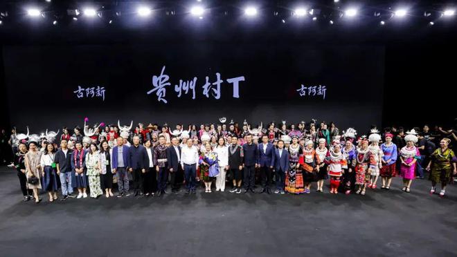 DAY8秀场直击｜时尚共赴「盛」绽锋芒(图2)