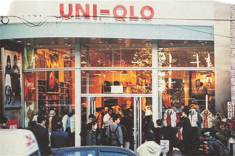优衣库摇粒绒「变」了30年！(图2)