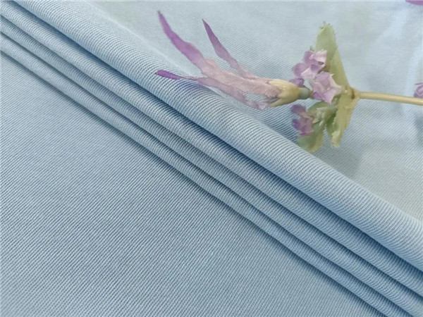 魏桥纺织成功研发全棉接触凉感功能性面料(图1)