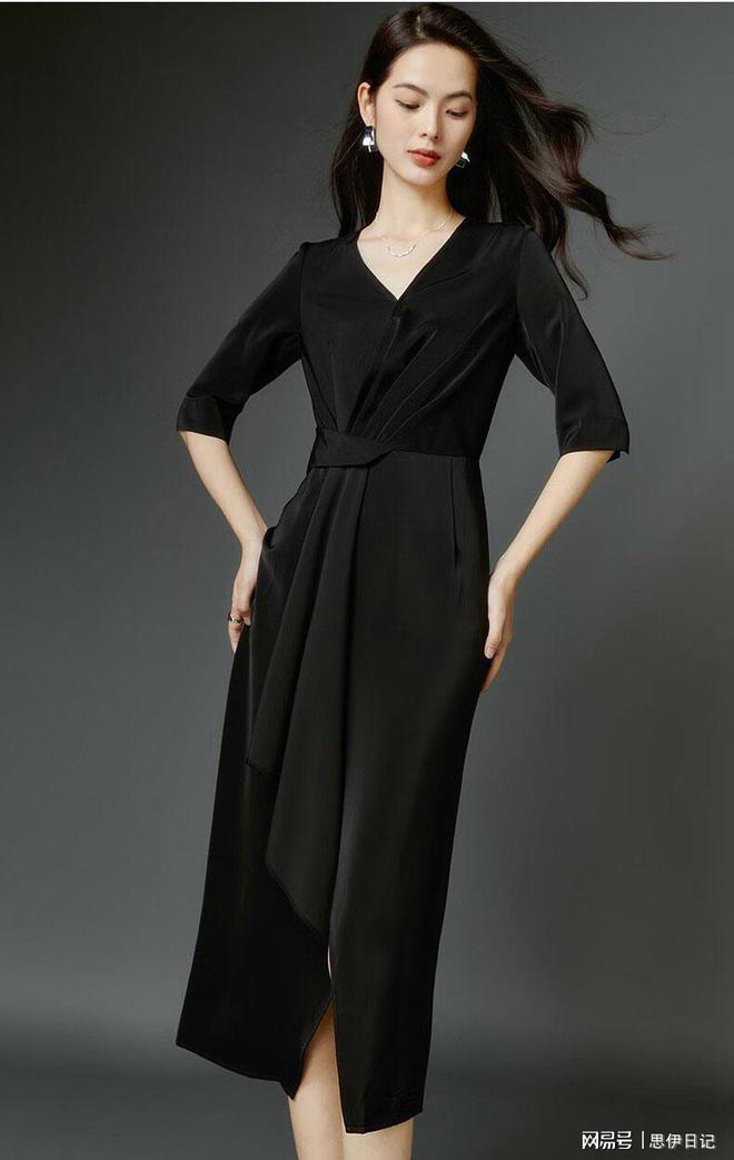 高级设计感的法式连衣裙不仅时尚优雅而且个性与气质都很出众(图1)