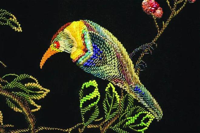 米兰时装周的最后一天一群男士占领了火车站。(图47)