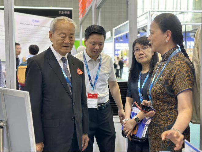 做特色功能生态新材料的引领者美胜生物植物染秋冬面辅料展上圈粉无数(图3)