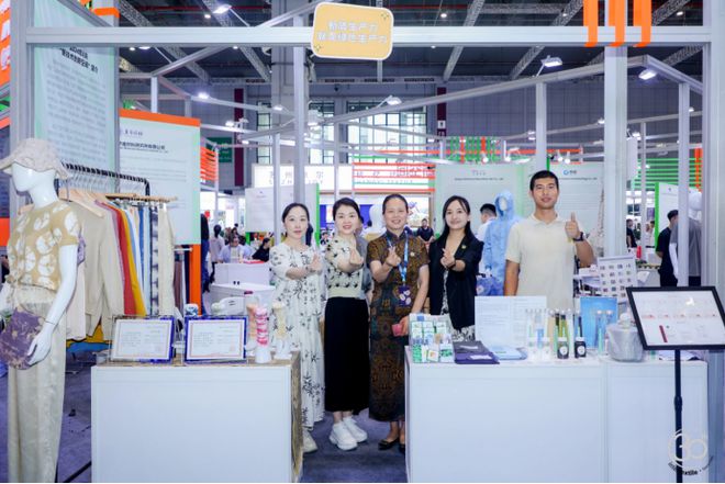 做特色功能生态新材料的引领者美胜生物植物染秋冬面辅料展上圈粉无数(图1)