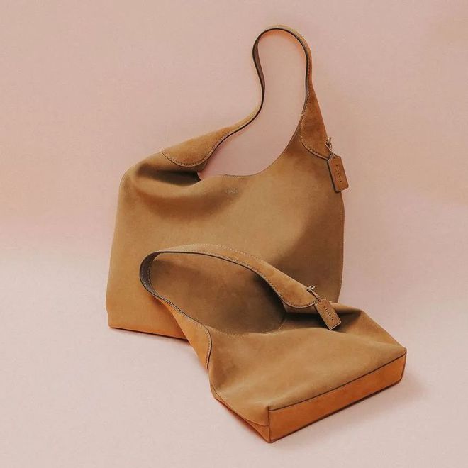 麂皮包、赛车鞋…这些单品才是时尚新顶流！(图12)