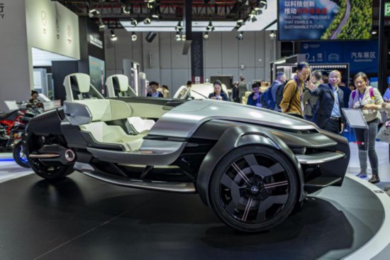 大江东｜首发首展首秀创新光彩绽放进博舞台(图2)