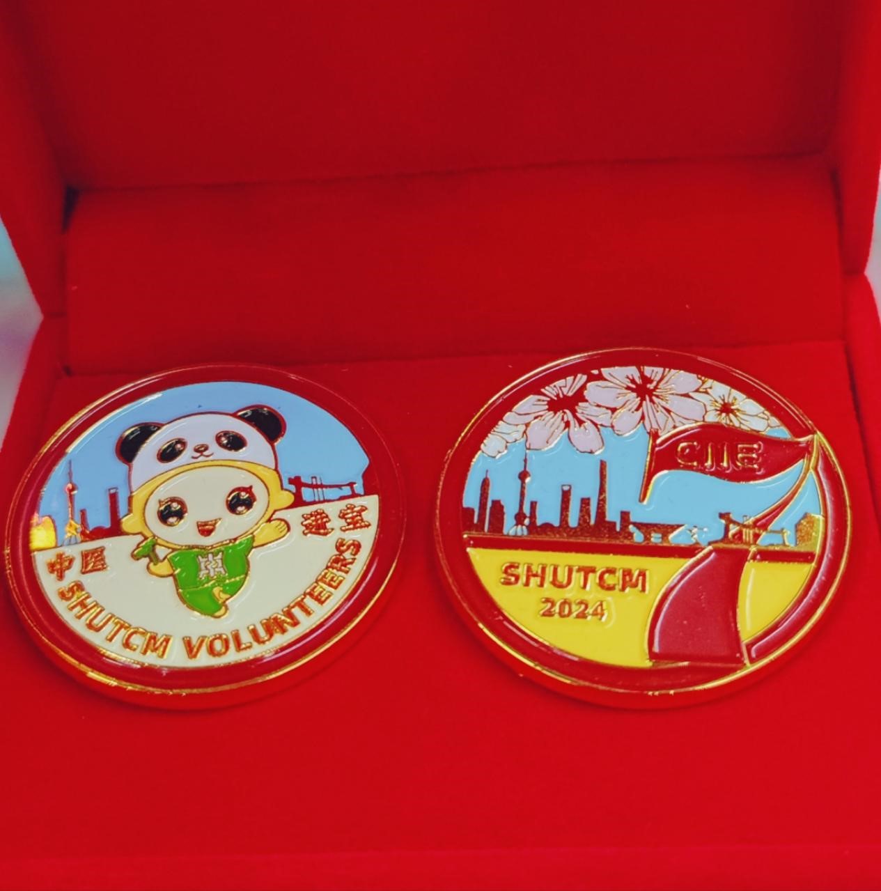 高颜值+美好寓意！第一波高校进博会“小叶子”徽章已悄然“开箱”(图7)