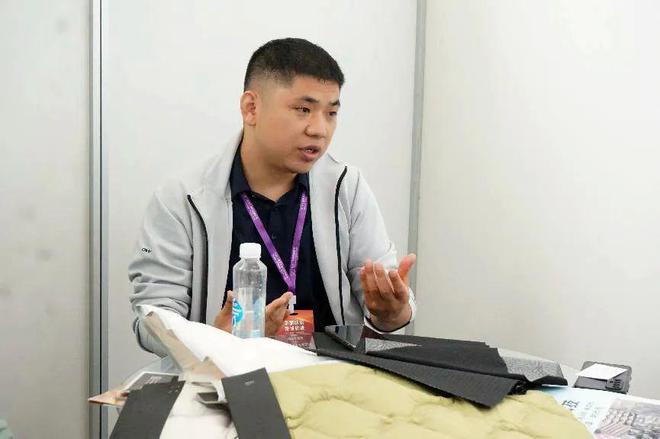 高口碑高收获！这场服装产业链供需对接订货会交流热烈火花闪烁(图3)