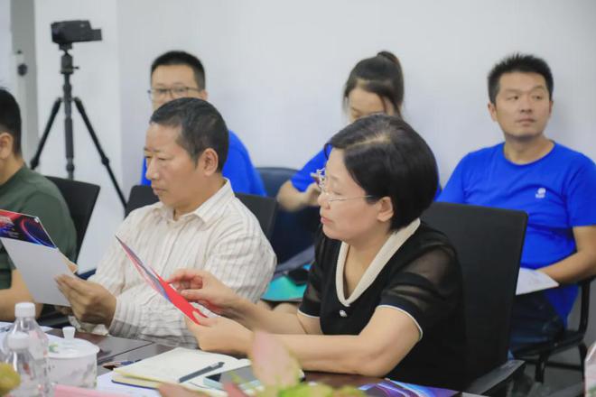 走进宁波多家纺服企业纤维流行趋势精准对接下游需求(图3)