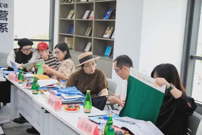走进宁波多家纺服企业纤维流行趋势精准对接下游需求(图6)