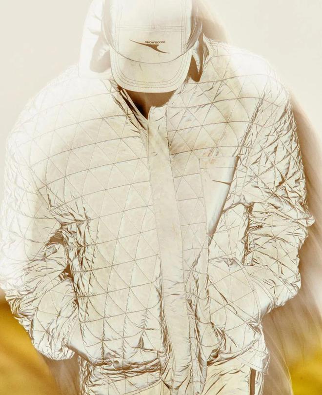 为何说重塑经典的“SnowGoose”是HaiderAckermann的诚意之作？(图7)