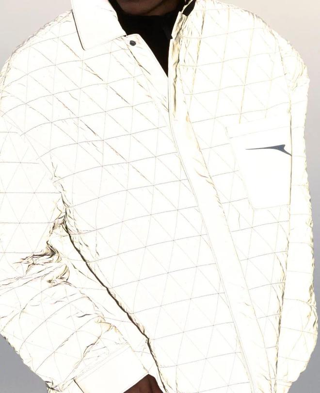 为何说重塑经典的“SnowGoose”是HaiderAckermann的诚意之作？(图8)