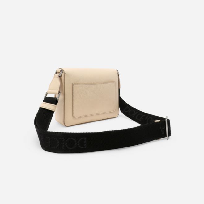 DG男士手袋：领略杜嘉班纳在时尚领域的深厚底蕴(图1)