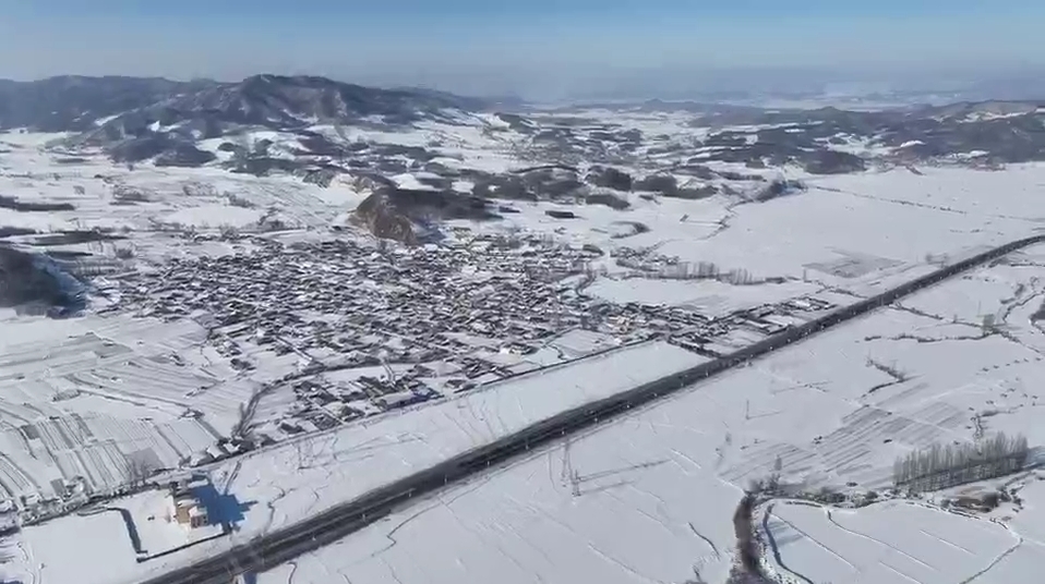 颁奖礼服、赛事制服、保障车队……亚冬会上的浙江元素亮了(图15)