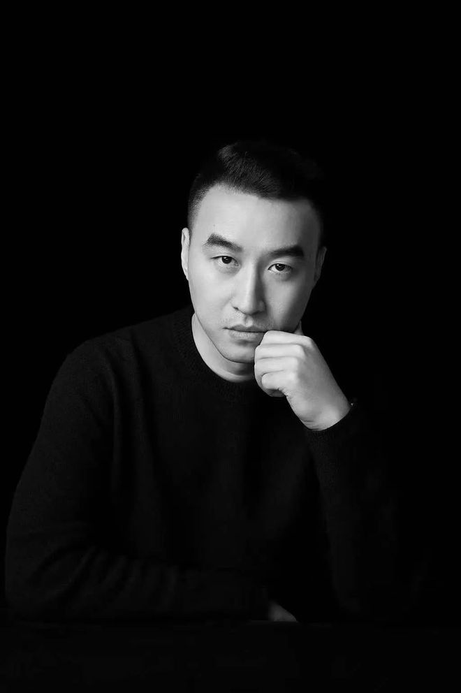 风雅为骨衣脉为根——雅莹设计总监陈曦用中国时尚语言重构文化自信(图1)