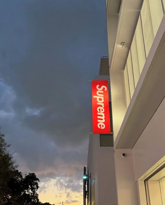 「Supreme」新店开业！BoxLogoT恤发售实物也曝光了(图9)