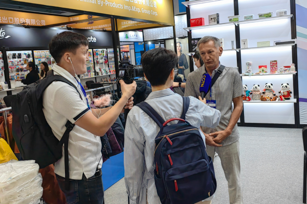 汇鸿中天公司考察欧亚市场亮相阿斯塔纳展会彰显创新实力(图5)