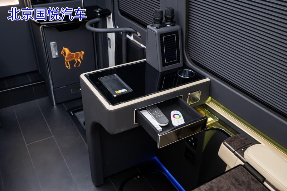 丰田考斯特10座汕头落地多少钱(图10)