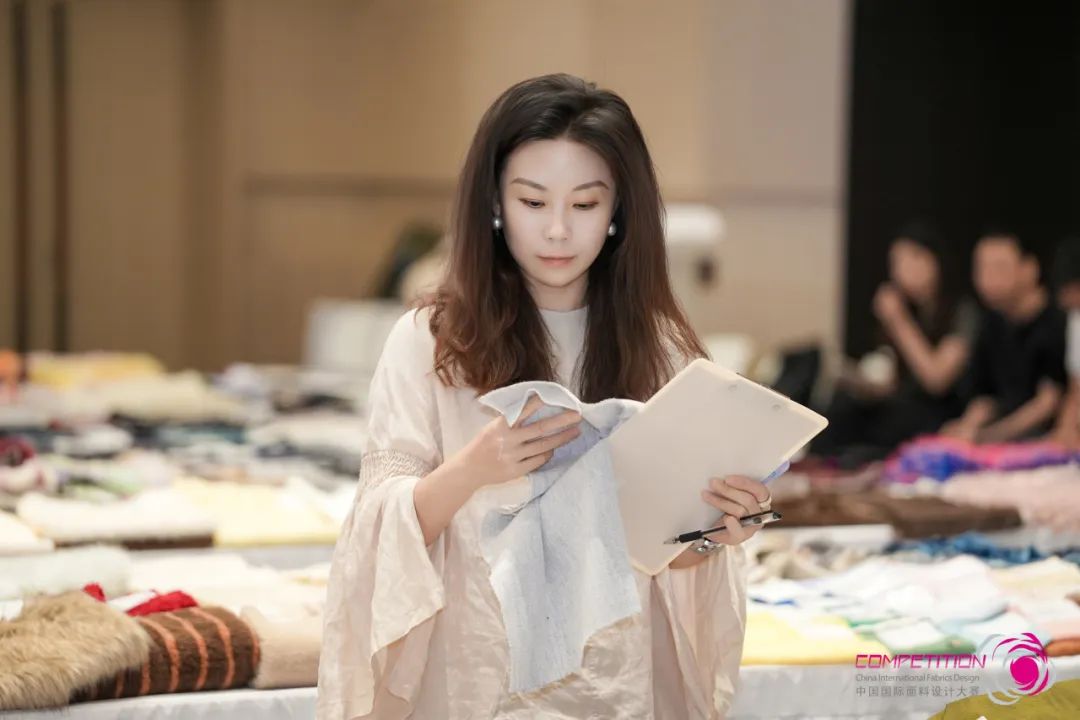 挖掘行业好设计！第54届（202627秋冬）中国流行面料入围评审走进博洋(图10)