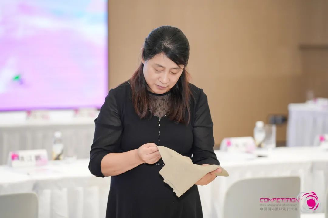 挖掘行业好设计！第54届（202627秋冬）中国流行面料入围评审走进博洋(图16)