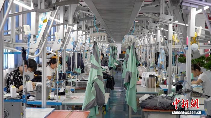 “中国童装之都”迎开学消费热智造转型重塑竞争力(图2)