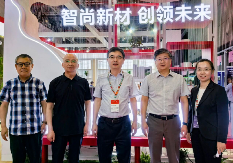 锦纶新材料首秀！南山智尚亮相2025中国国际纺织面料及辅料（秋冬）博览会(图5)