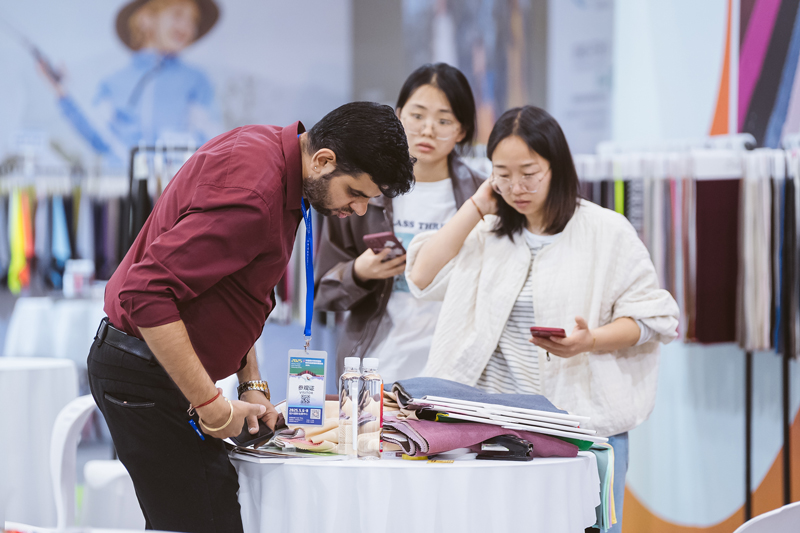 之江封面⑯｜绍兴柯桥：看传统纺织业如何“破圈”(图1)