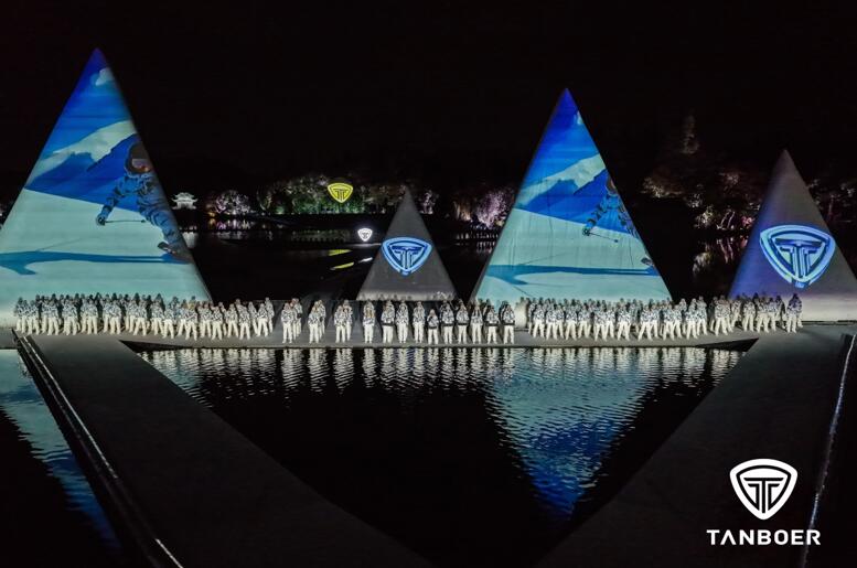 “雪舞山巅”：以冰雪为起点TANBOER坦博尔迈向场景化户外新未来(图3)