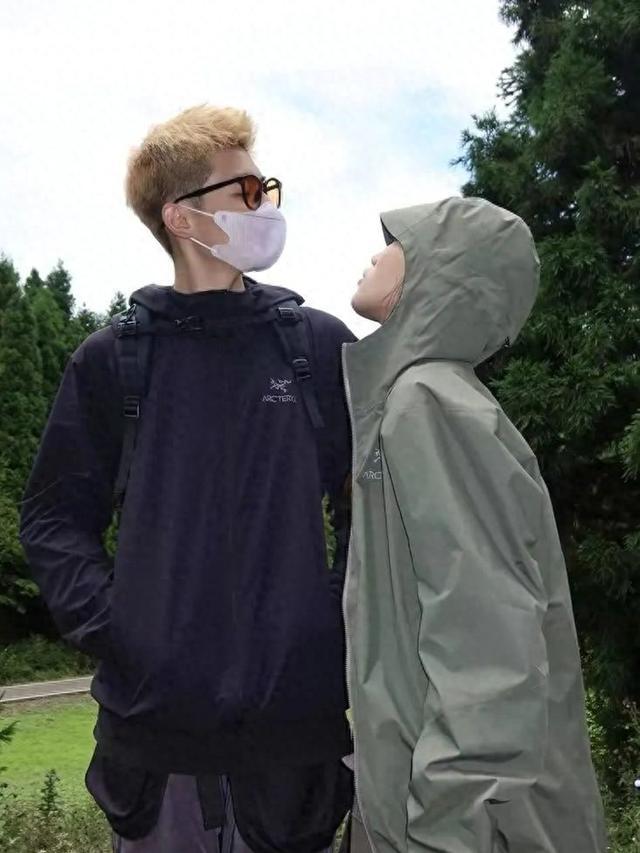 不吹不捧！4个高性价比国货冲锋衣不输始祖鸟、可隆等中产品牌(图1)