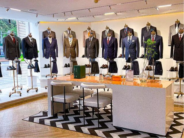 帕佐尼成都九眼桥店：10年功能性定制面料工艺双优的西装定制品牌(图1)