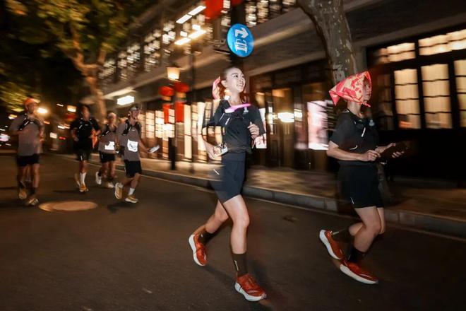 SALOMON空降上海体博会路跑市场迎来「破局者」(图8)