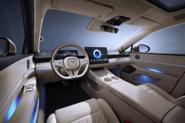 标配800V架构+5C超充+63度大电池岚图追光L上市售价2799万元起(图6)