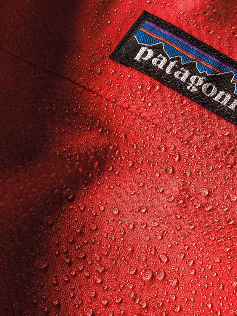 2029年全球户外服装市场价值或达228亿美元亚太增速最快女性赛道崛起｜MMR研报(图2)