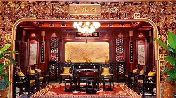 匠心铸就传奇荣耀引领未来：御乾堂四项荣誉闪耀第16届红木品牌峰会(图11)