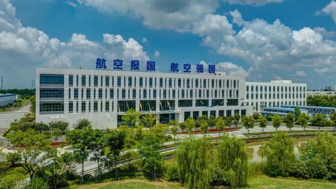 湖北襄阳樊城区区长王鹏飞：以功能产品穿针、以织造品牌引线加快推动传统纺织产业破局新生(图2)