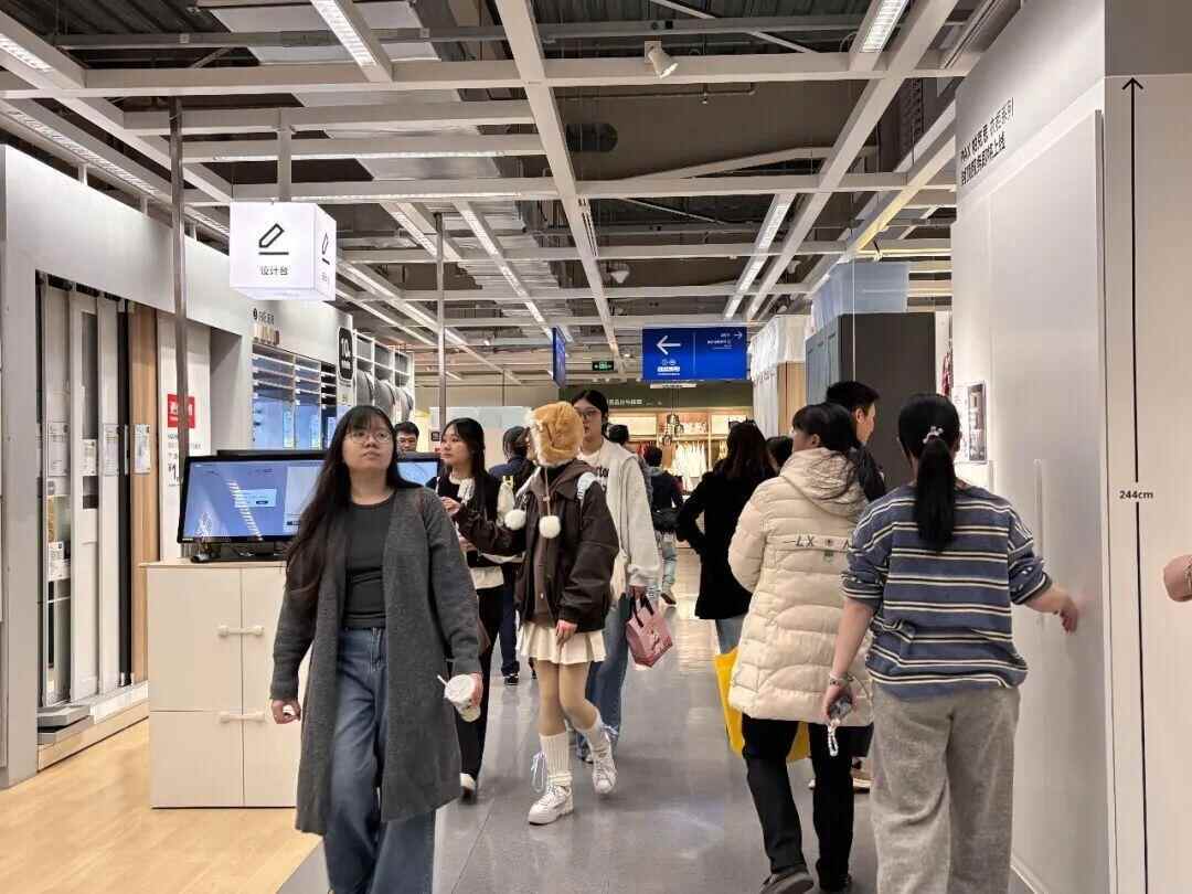 宣布闭店后的宜家人满为患但打折活动15日才开启(图4)