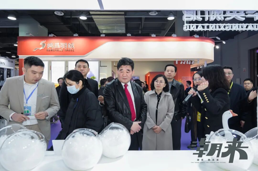 【潮有引力·万象启新】2026海宁中国国际皮革毛皮时装面辅料展盛大开幕(图2)