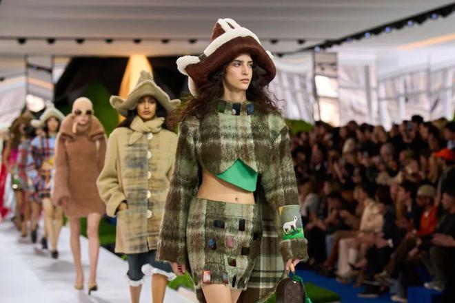 巴黎时装周你真的把我养得很好(图8)