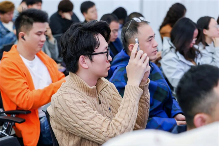 做好产品开发“加减法”这场培训引领企业设计多场景应用面料！(图8)