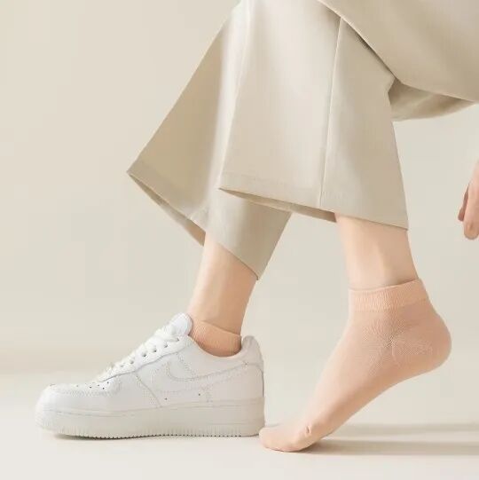 听劝夏天别再穿这种袜子了！(图17)